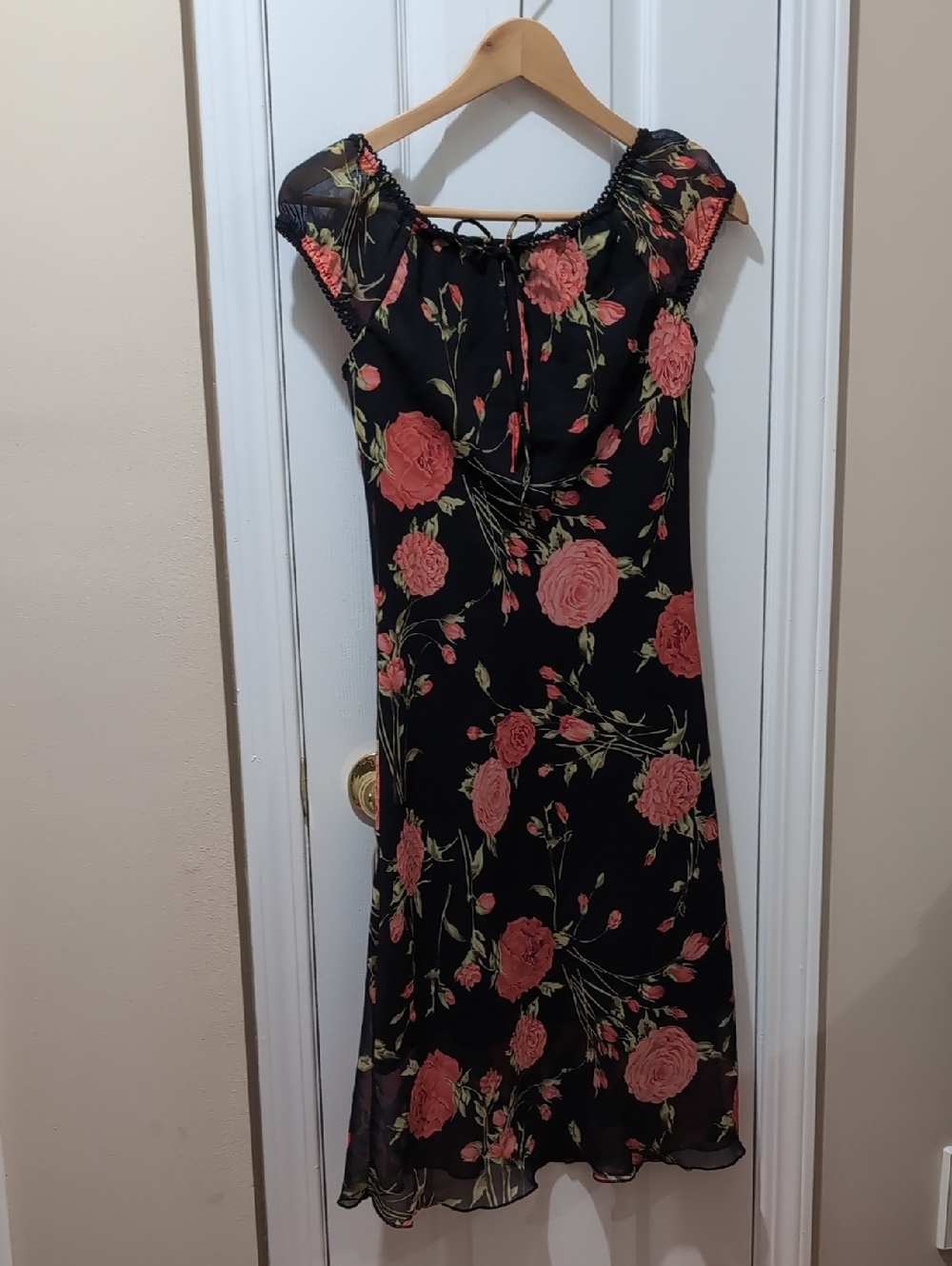Gorgeous Floral Black & Coral Midi Dress